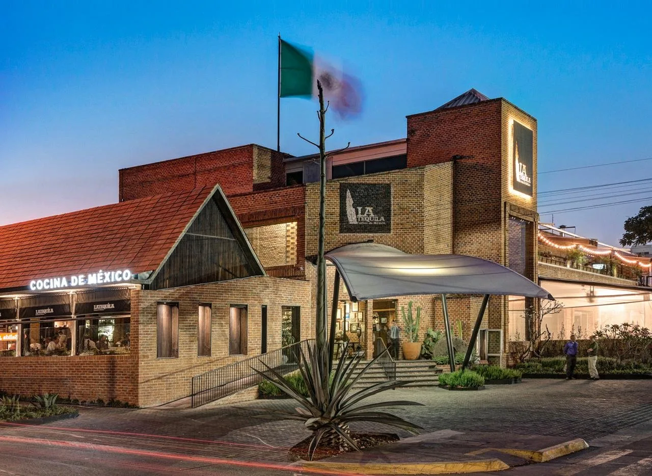 Fachada La Tequila Avenida México